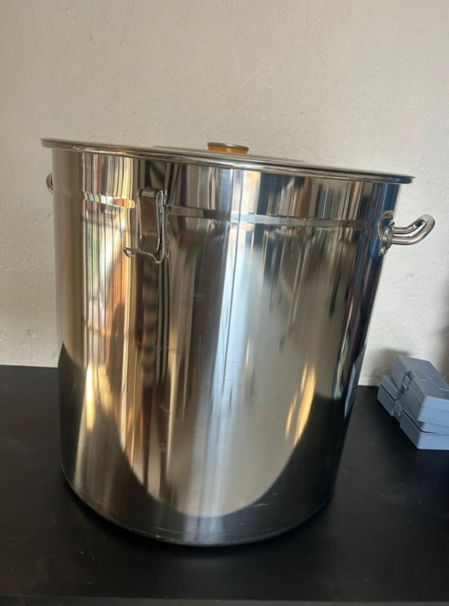 Honey settling tank 100kg _ $80