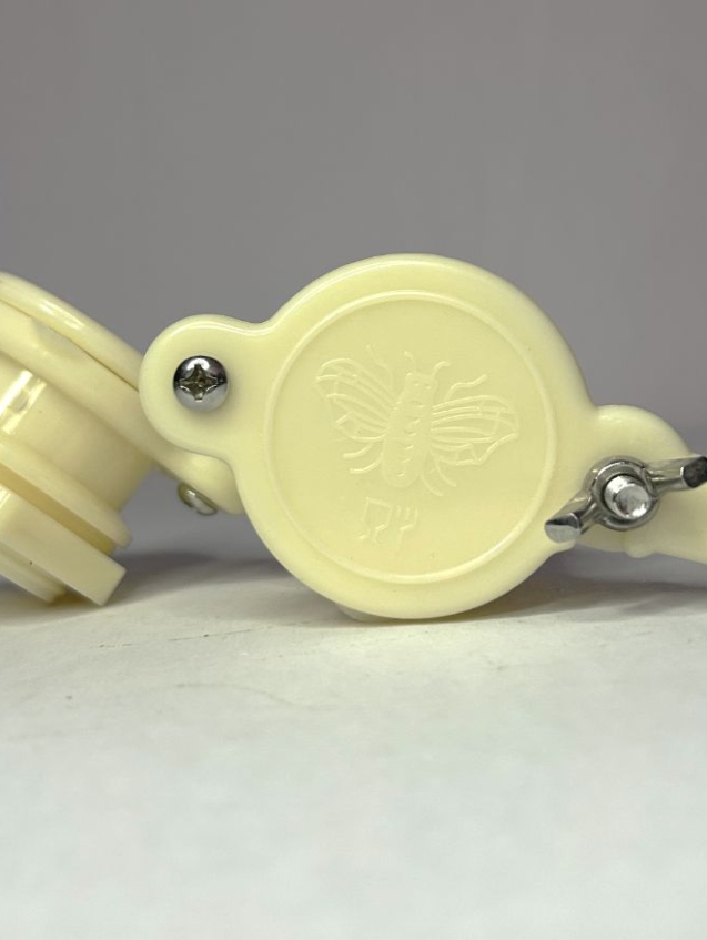 Plastic Honey Gate _ $10